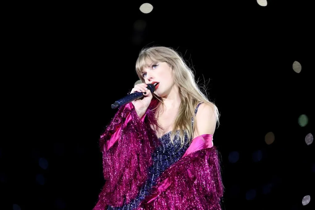 Hình ảnh khiêu dâm ghép gương mặt Taylor Swift khiến luật pháp Mỹ thay đổi - 2