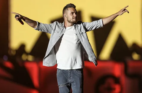 Ca sĩ Liam Payne của ban nhạc One Direction tử vong sau khi rơi từ tầng ba  khách sạn ở Argentina - Tuổi Trẻ Online