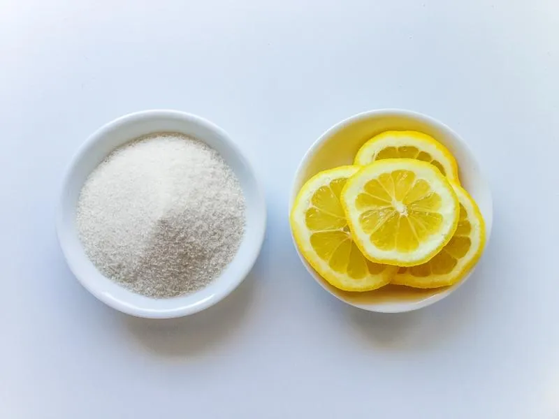 Fresh lemon scrub