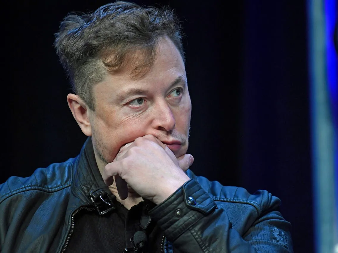 Elon Musk responds after Baldwin calls him "a scumbag" on "The View"