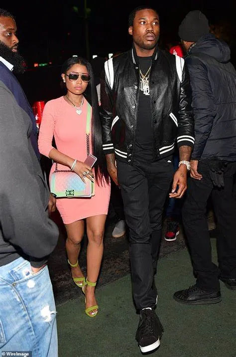 Nicki Minaj and Meek Mill in Twitter war that includes mentions of her ...