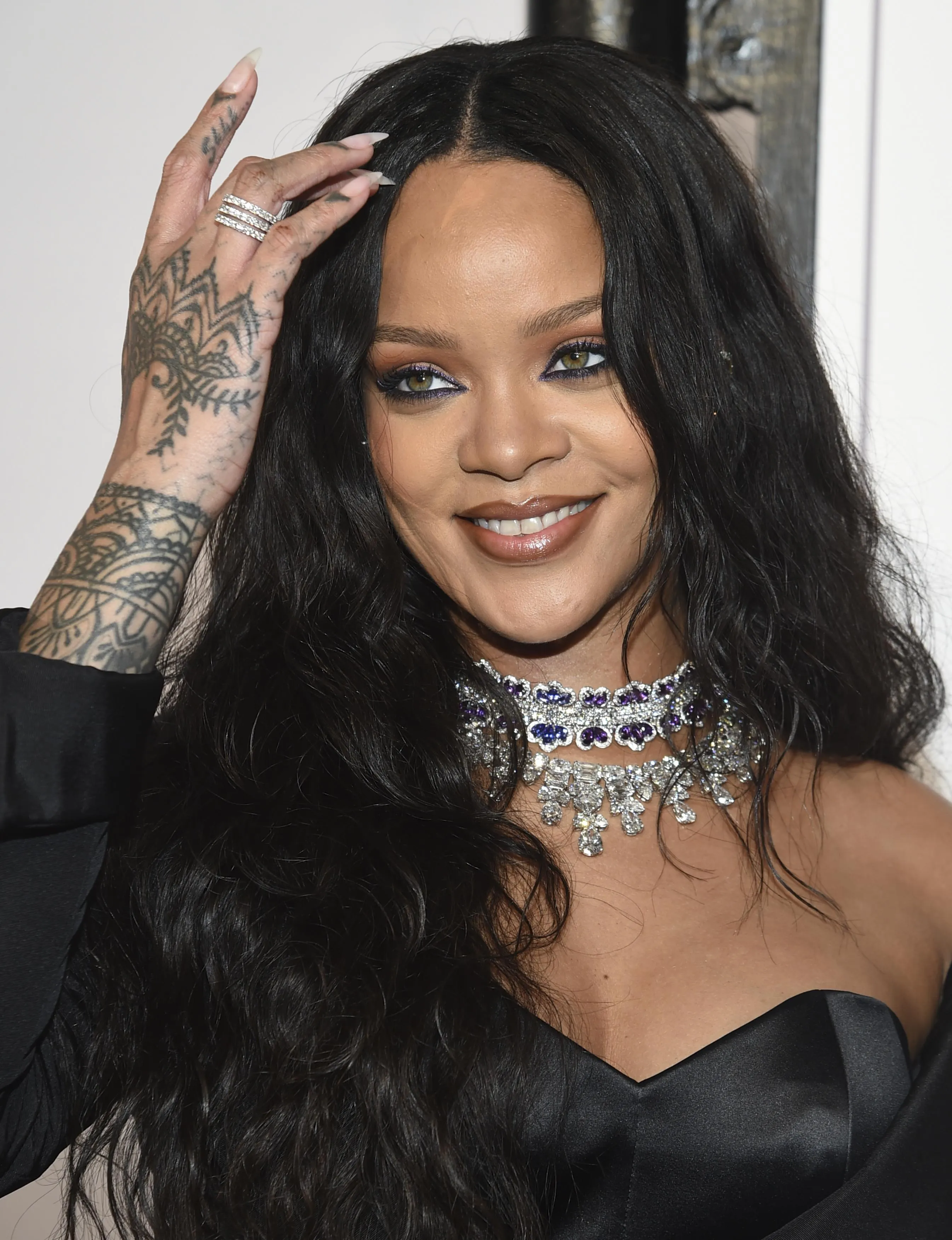 Rihanna, Dave Chappelle team up to raise money for charity | The ...