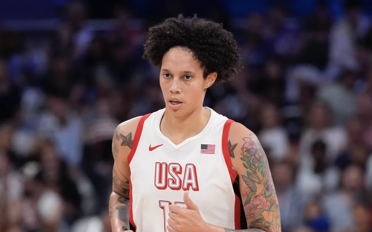 Brittney Griner's Blunt Response To Caitlin Clark Sign In USA-Japan -  Athlon Sports