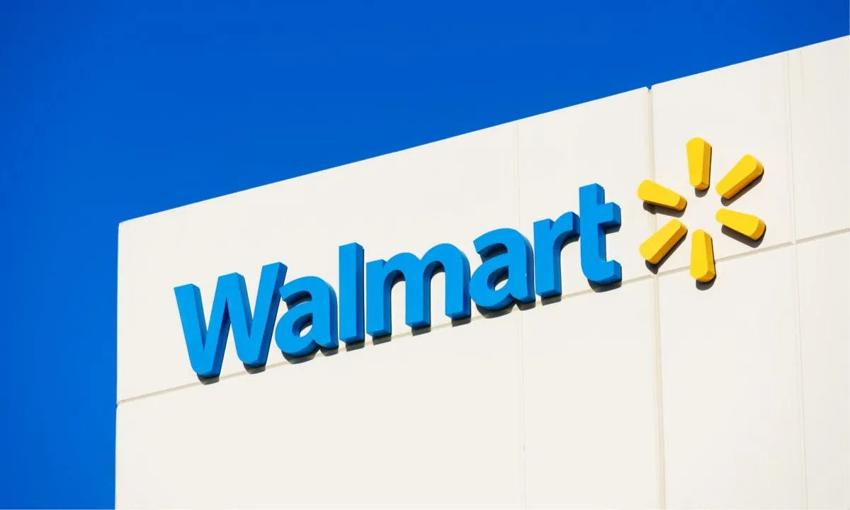 Walmart chuyển đổi từ "thiên đường giảm giá" đến điểm bán lẻ thời trang