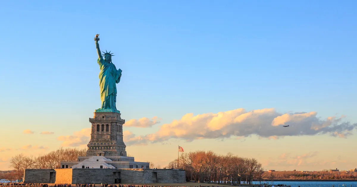 The Symbolism & History of the Statue of Liberty | NYC Water Cruises Inc.