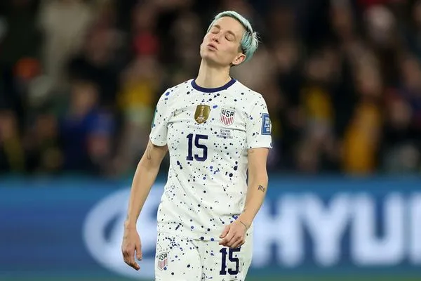 Did Megan Rapinoe Suffer $10M Loss After Leaving US Soccer Team? |  Snopes.com