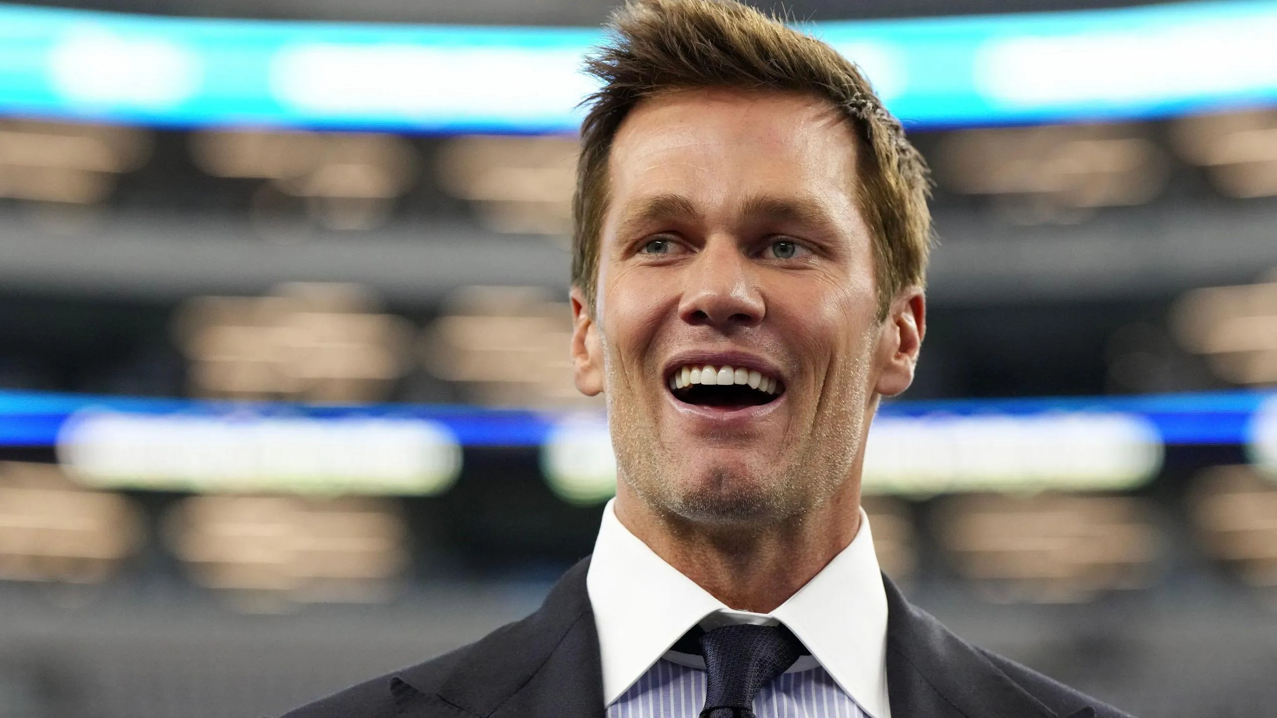 Tom Brady: Las Vegas Raiders stake approved for NFL legend - BBC Sport