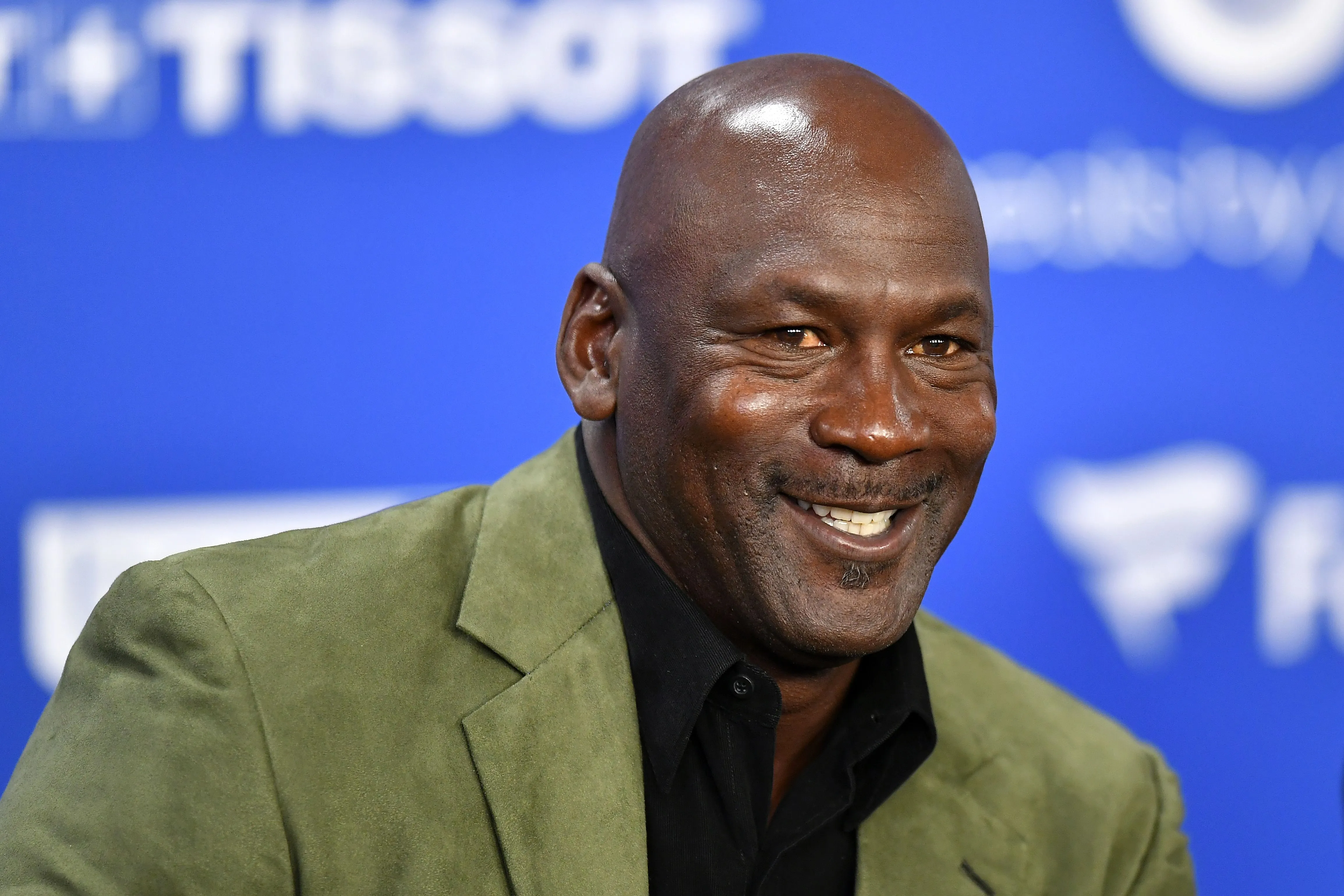 Michael Jordan: Biography, Basketball Player, Businessman