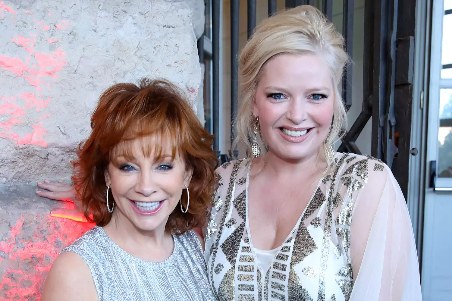 Reba McEntire and Melissa Peterman