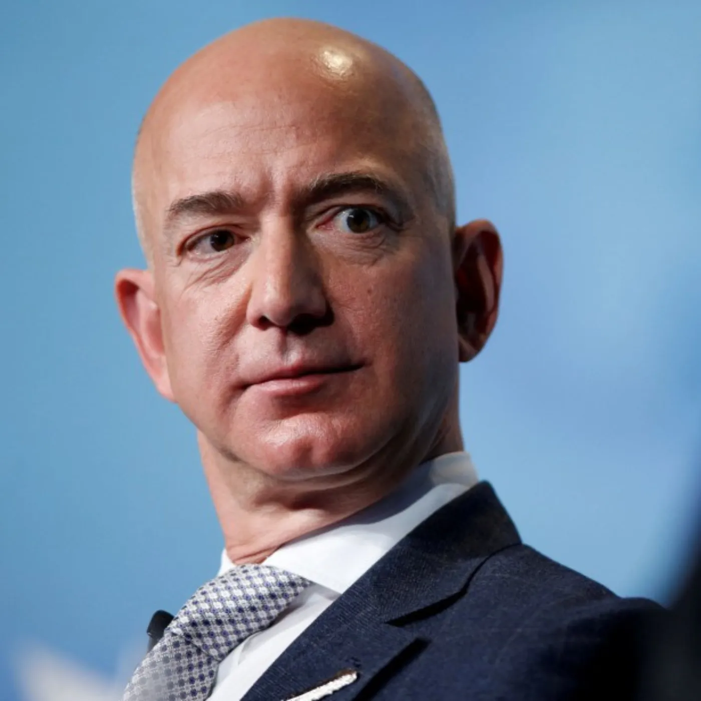 image_67f87f0e5d538 Jeff Bezos Dumps His Mansion Like Dead Weight and Walks Away With $63 Million